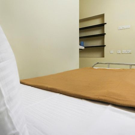 Spot On Jayalakshmi Residency Non Ac Hotel Kovilpatti Ngoại thất bức ảnh