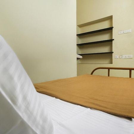 Spot On Jayalakshmi Residency Non Ac Hotel Kovilpatti Ngoại thất bức ảnh
