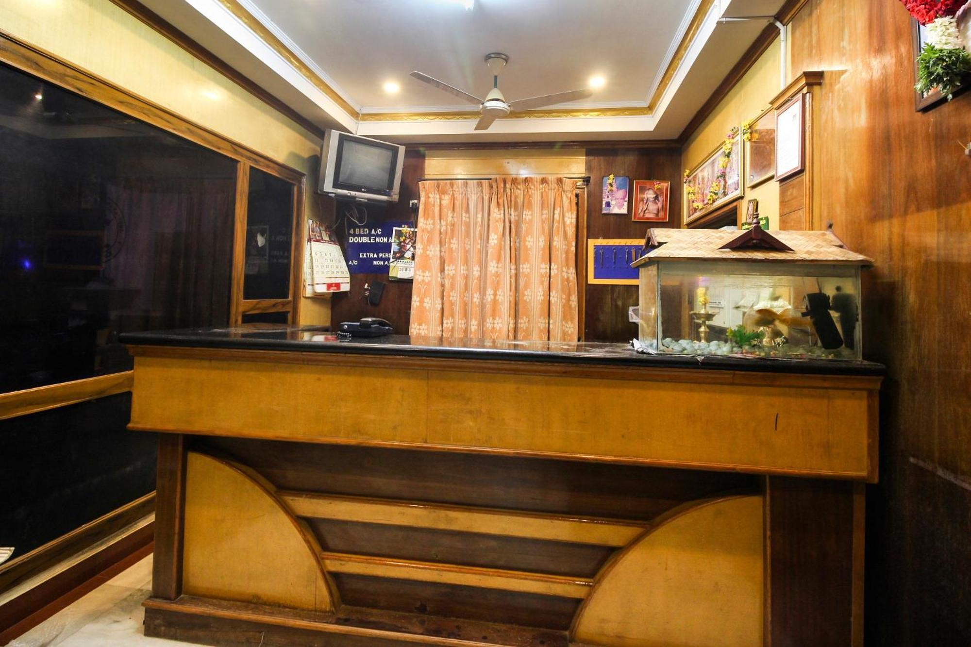 Spot On Jayalakshmi Residency Non Ac Hotel Kovilpatti Ngoại thất bức ảnh