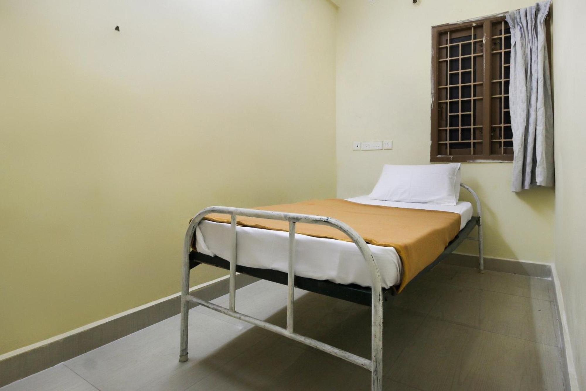 Spot On Jayalakshmi Residency Non Ac Hotel Kovilpatti Ngoại thất bức ảnh