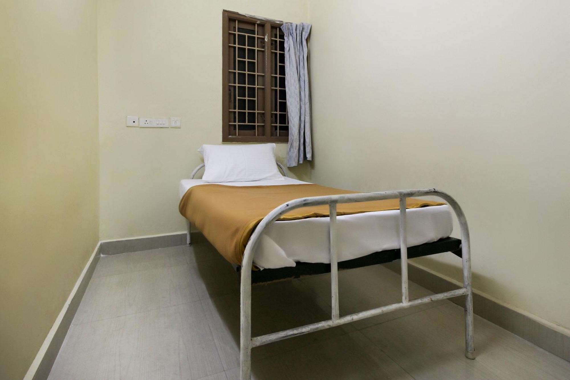 Spot On Jayalakshmi Residency Non Ac Hotel Kovilpatti Ngoại thất bức ảnh