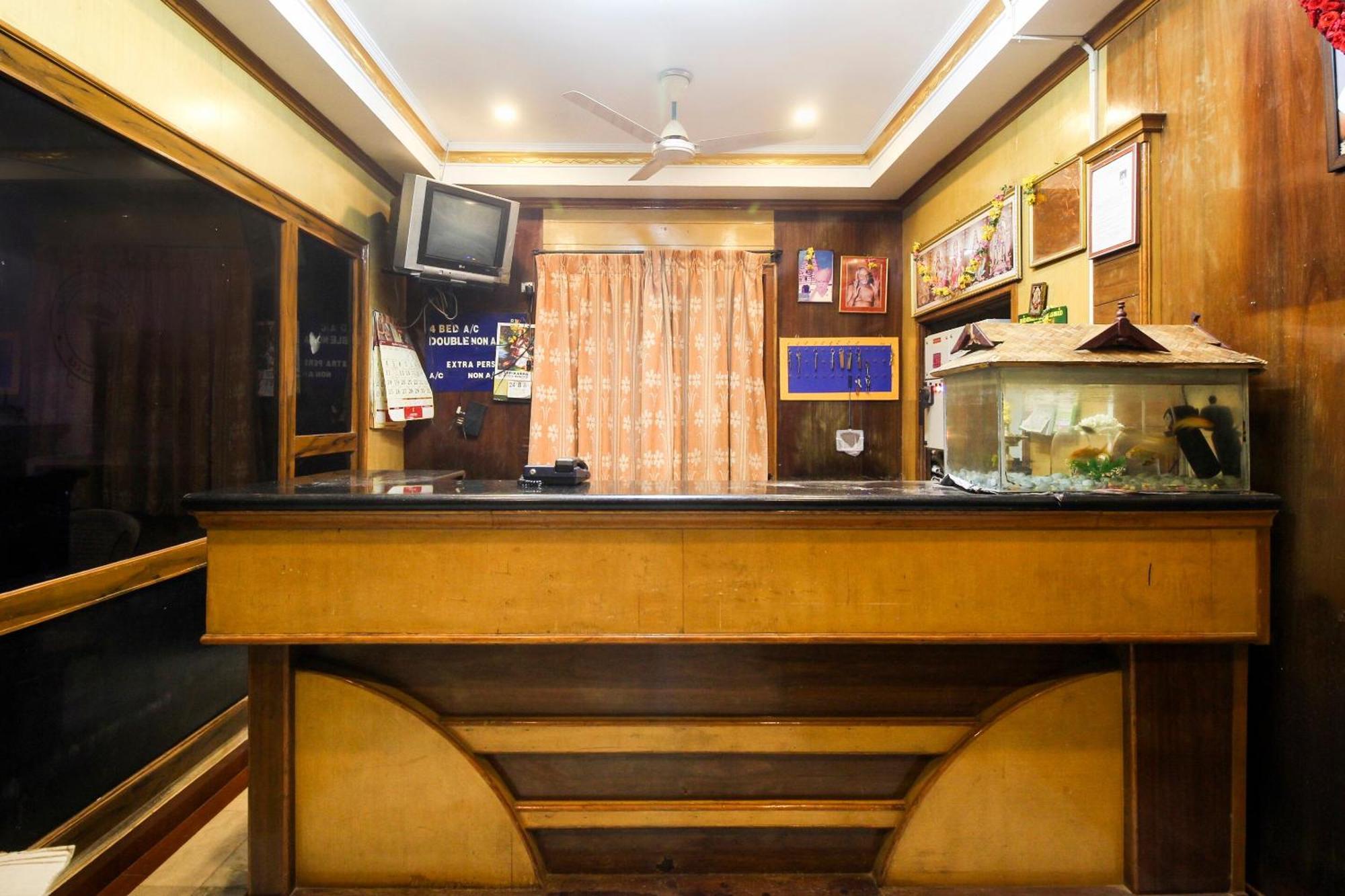 Spot On Jayalakshmi Residency Non Ac Hotel Kovilpatti Ngoại thất bức ảnh